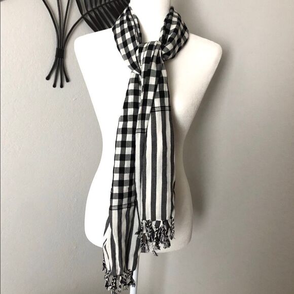 Gingham black and white scarf with fringe 67” X 24” - Picture 1 of 5